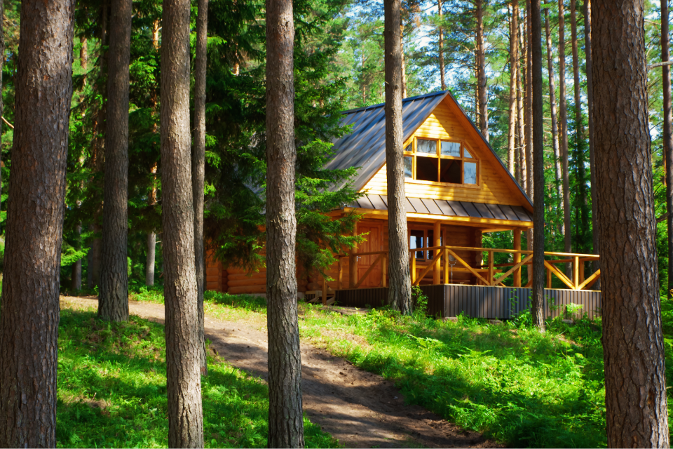 ROYPOW All-In-One Residential ESS Solutions: Cut Costs and Gain Energy Independence in Latvia and the UK